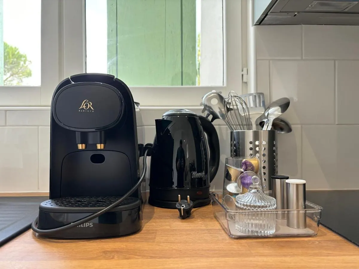 Portes De Paris Rer C A 2 Min Wifi & Parking Inclus Choisy-le-Roi Apartment